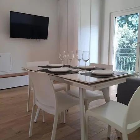 The Running - Olmo Appartement